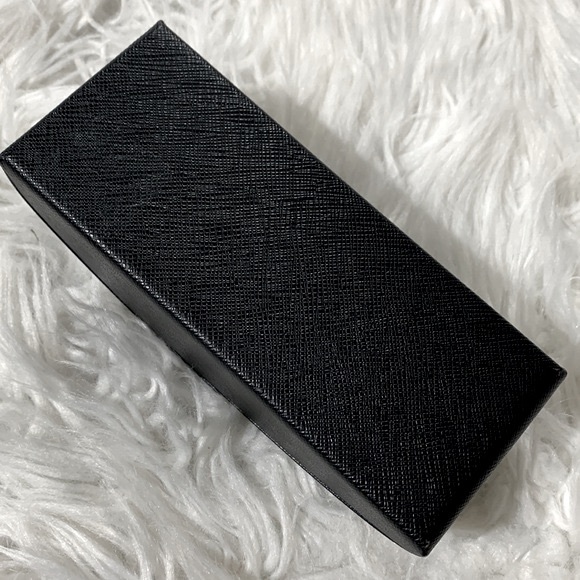 PRADA eyewear case textured velvet lined Prada microfiber cloth magnetic closure - Picture 7 of 12